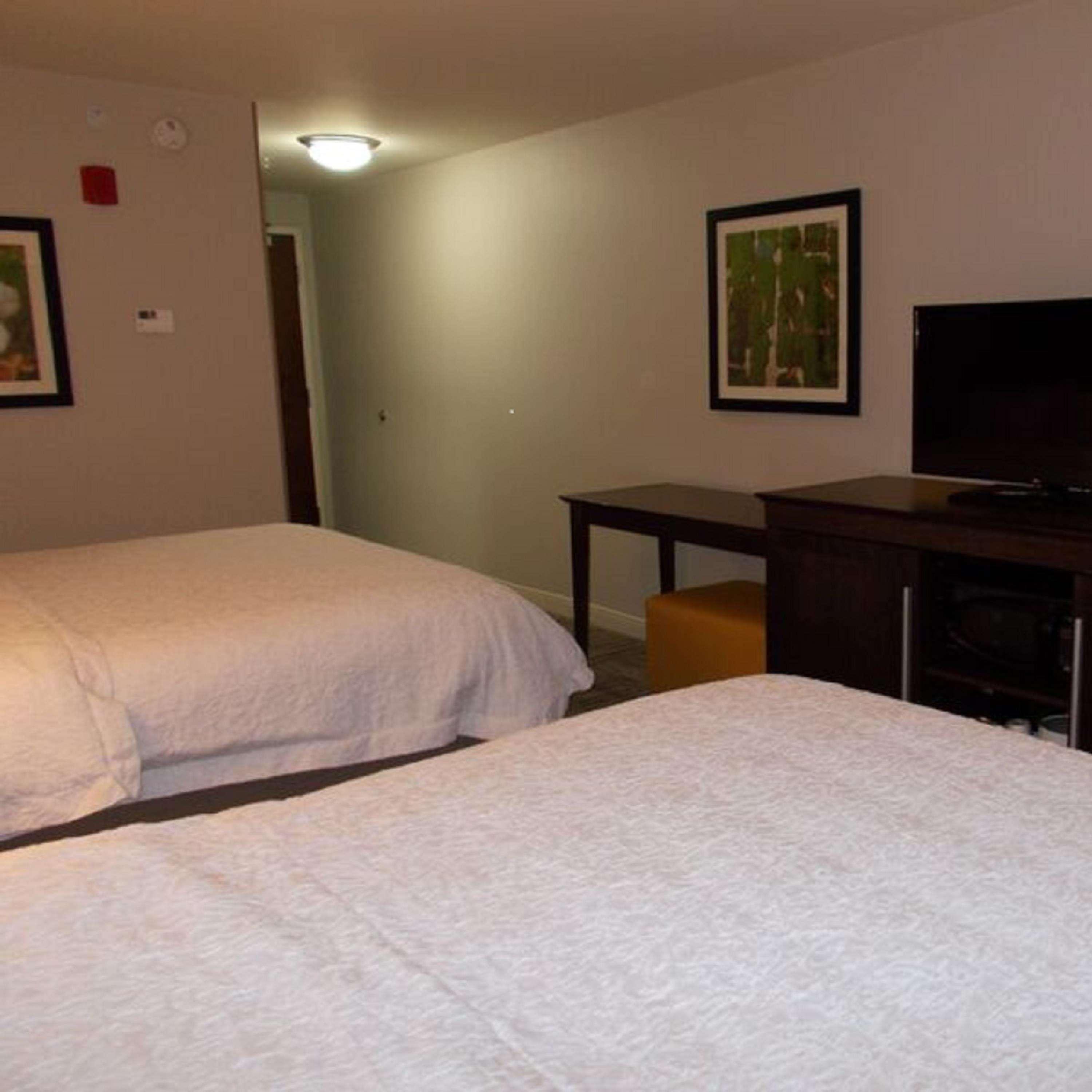 Hampton Inn Уэйнсборо Экстерьер фото