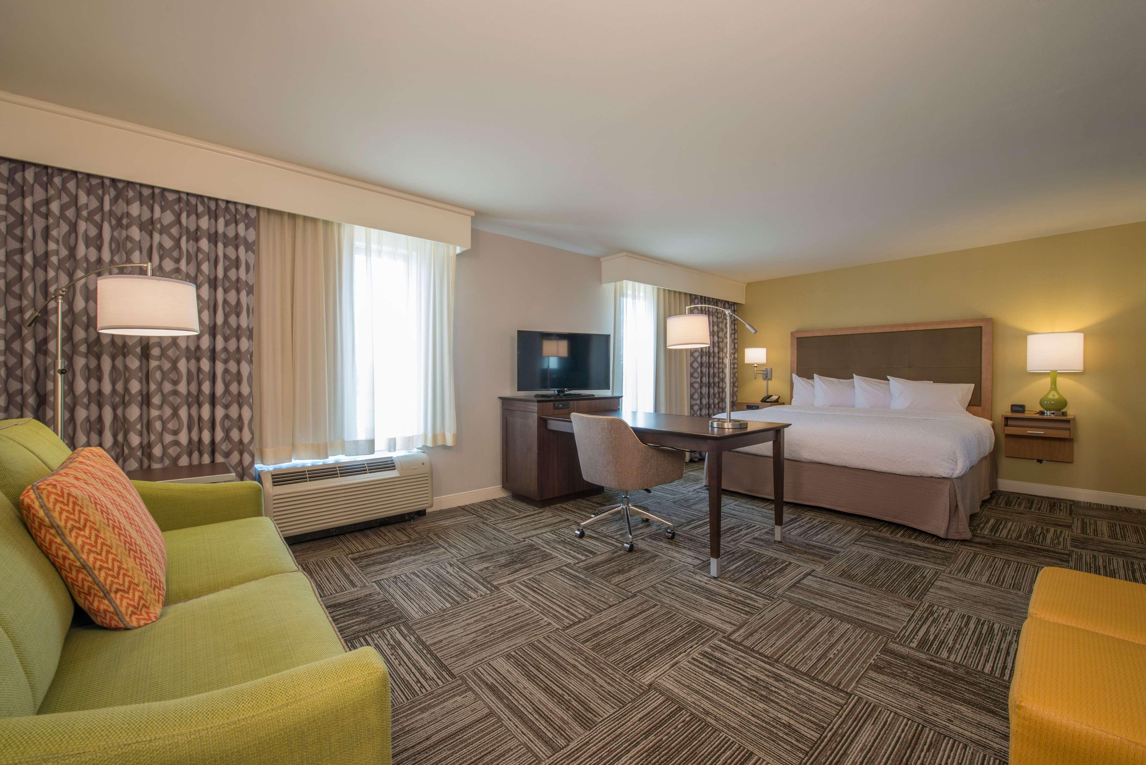 Hampton Inn Уэйнсборо Экстерьер фото